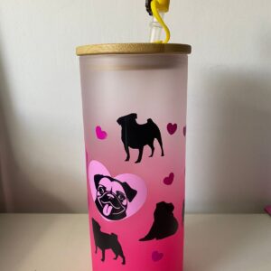 Vaso de Vidrio pug love – Tapa de Bambú y Bombilla